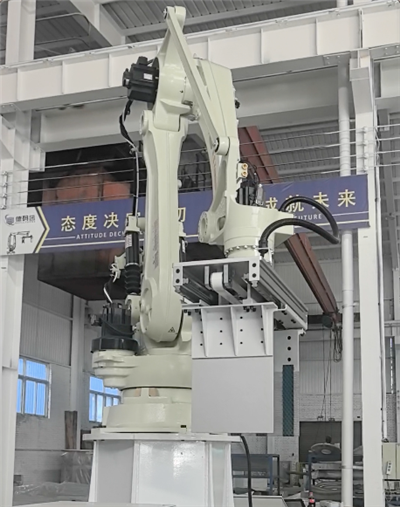 Máy xếp thùng bằng robot